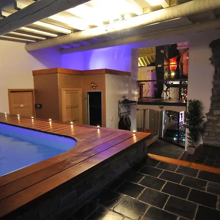 Nirvana アパートホテル